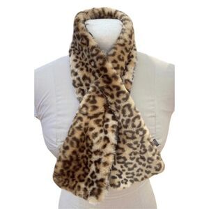Faux Fur Cheetah Pull-Through Scarf /Collar